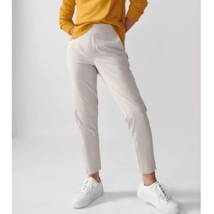 ATHLETA Cream/Grey Brooklyn Athletic Ankle Pant Women's Size 12